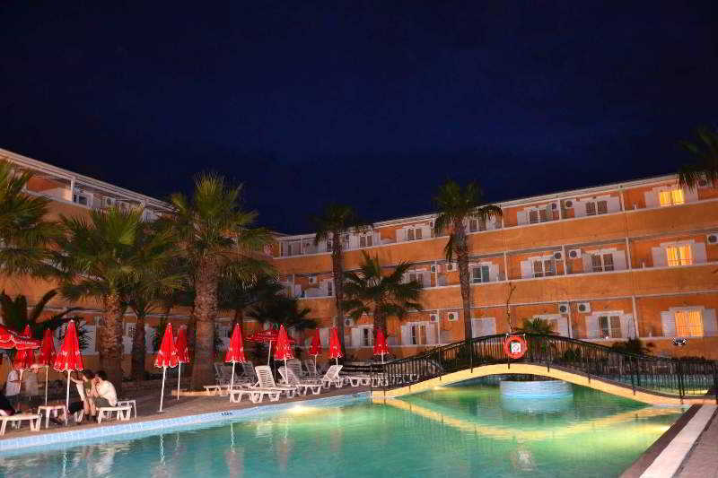 Tereza Hotel Лаганас Екстер'єр фото